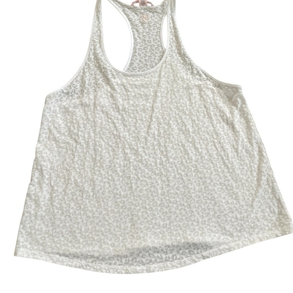 Victoria's Secret White Tank Top - Picture 1 of 4